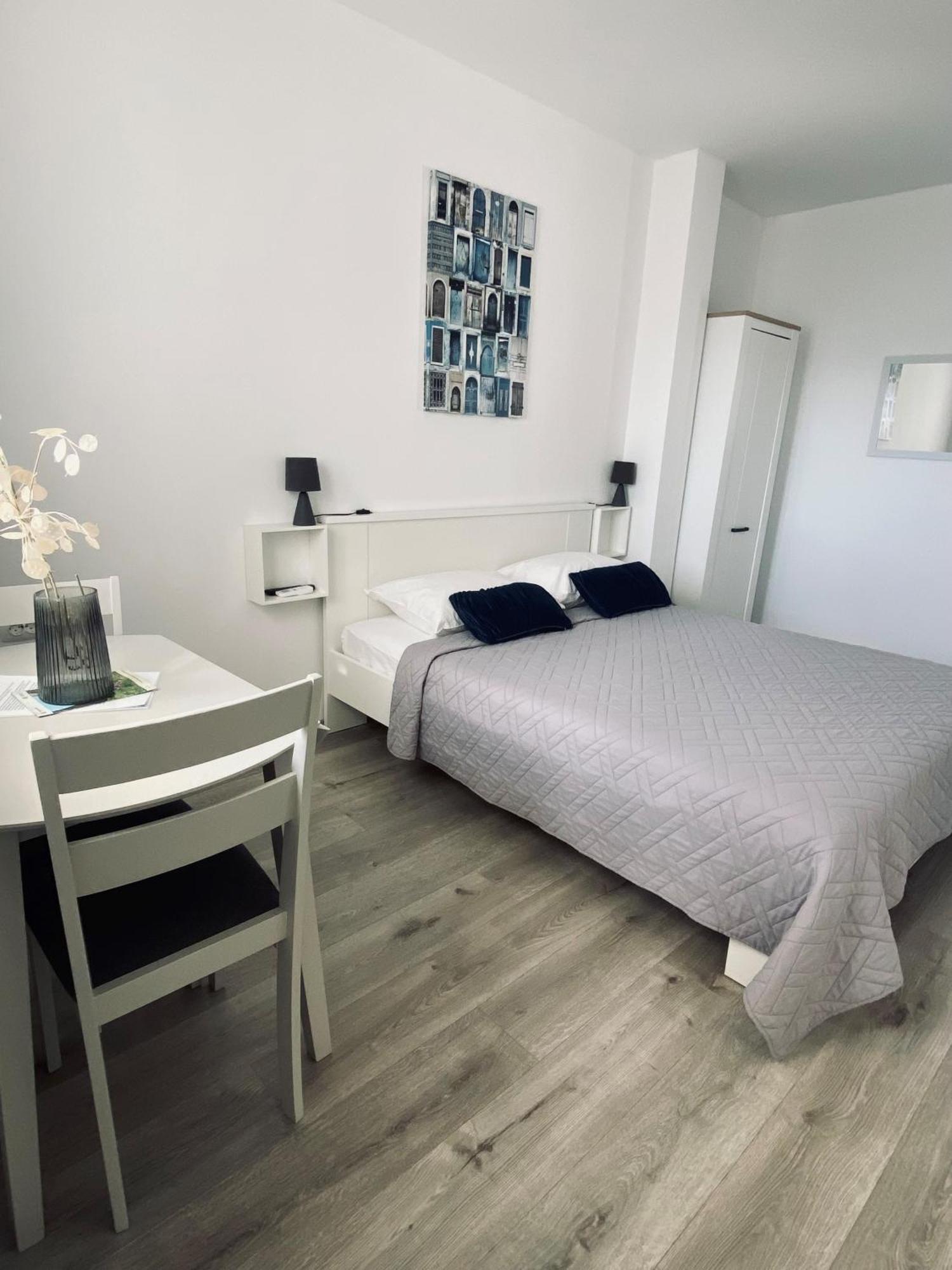Apartmani Mila Starigrad Exterior photo