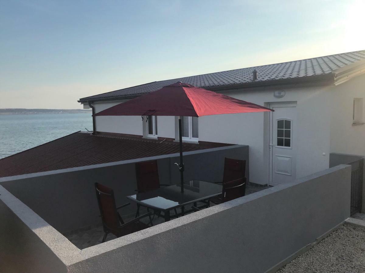 Apartmani Mila Starigrad Exterior photo