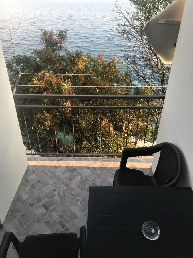 Apartmani Mila Starigrad Exterior photo