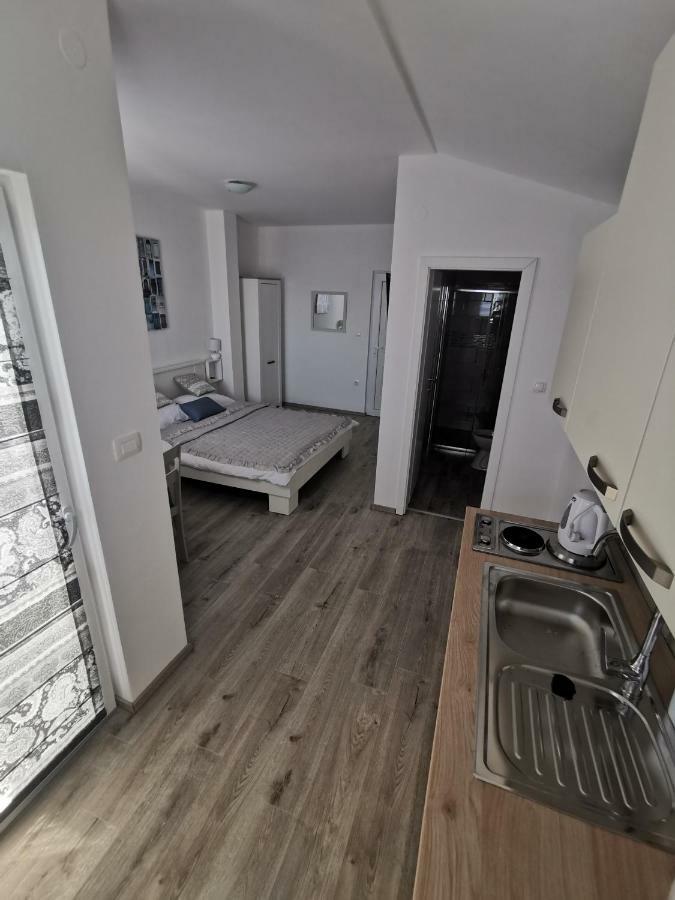 Apartmani Mila Starigrad Exterior photo