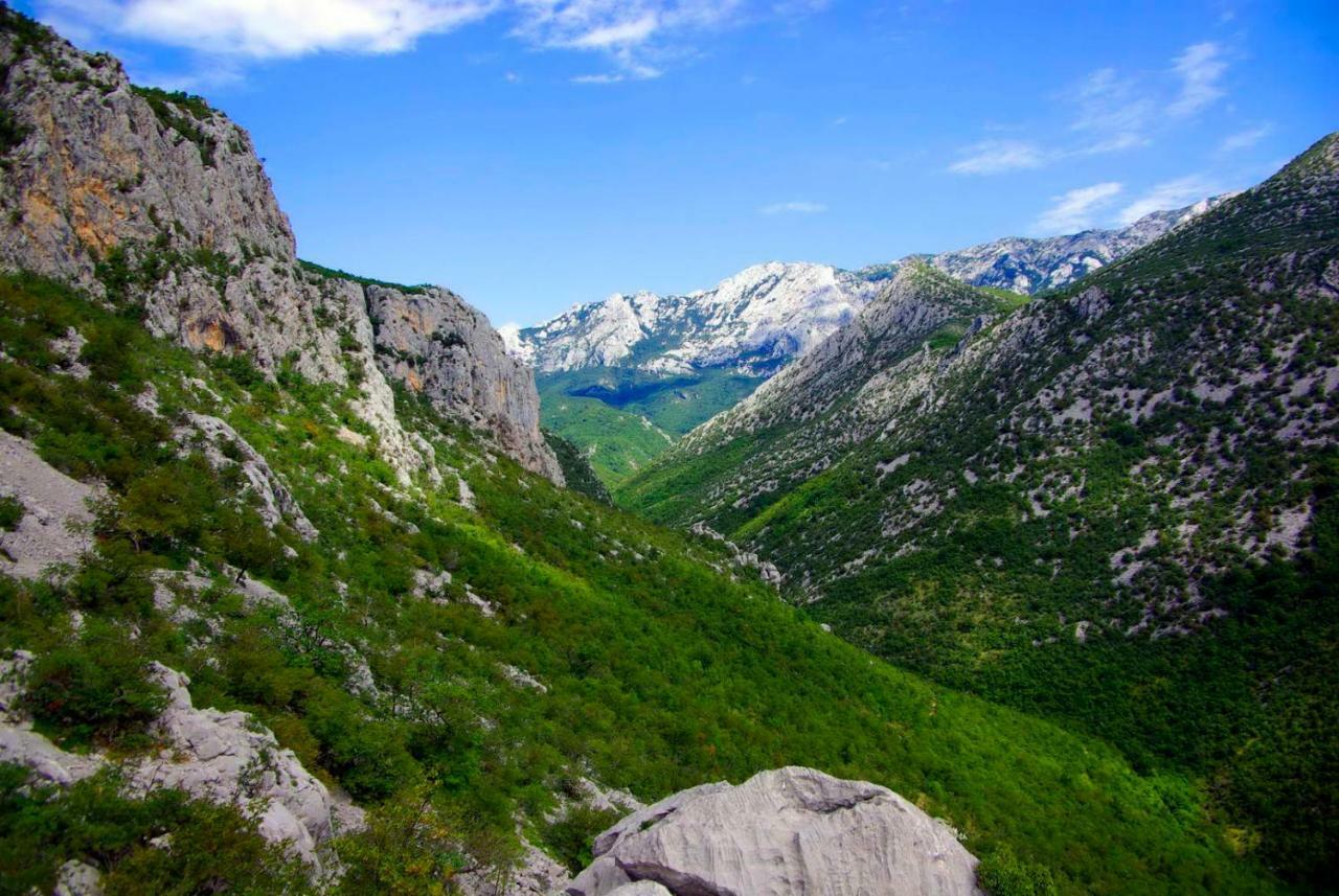 Apartmani Mila Starigrad Exterior photo